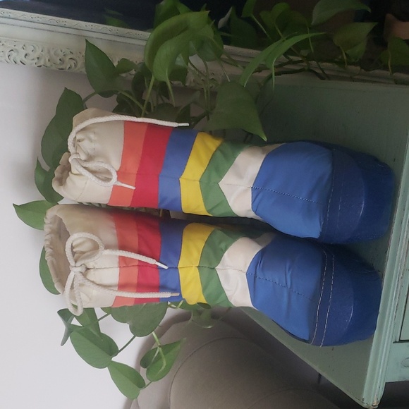 Vintage 60s Rainbow Moon Boots Snowboots - Picture 3 of 6